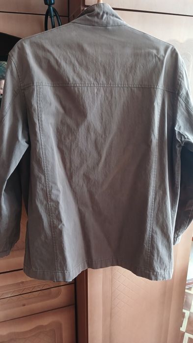 Мужская ветровка