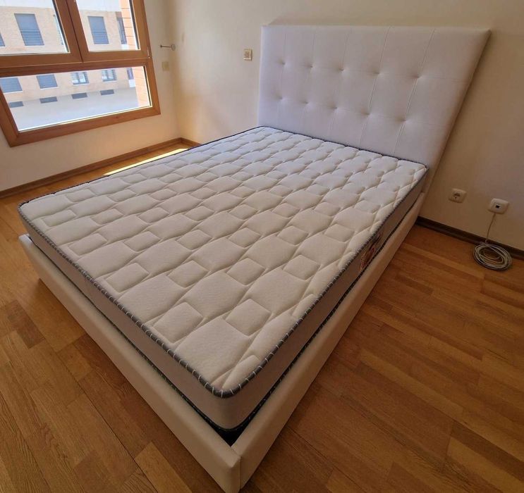 Camas de Casal Estofadas de Luxo 199€ Disp. em Várias Cores! 190x140m!