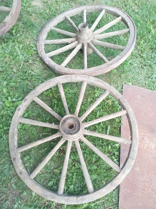 koła drewniane od wozu