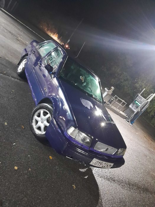 Продам Volvo 460