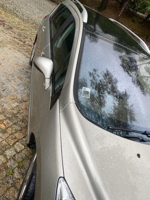 Peugeot 308 1.6 HDI SW (7 lugares)