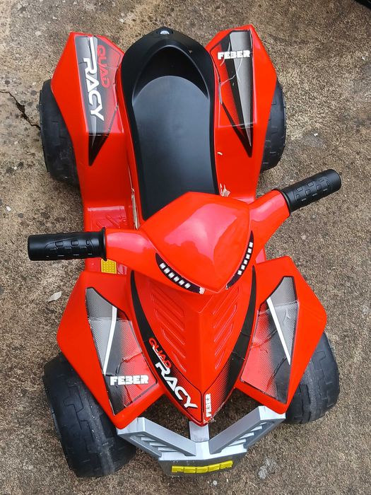 Feber Quad Racy Quadriciclo para crianças