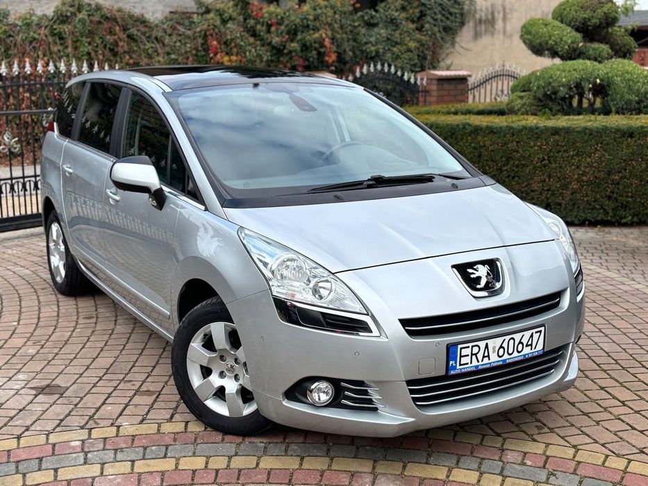 Peugeot 5008 7 osobowy* Bezwypadkowy* Panorama* HUD