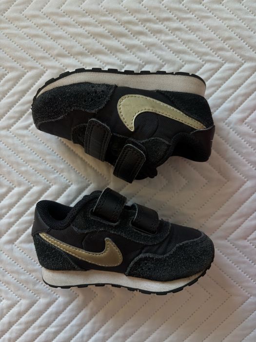 Adidasy Nike rozm. 21