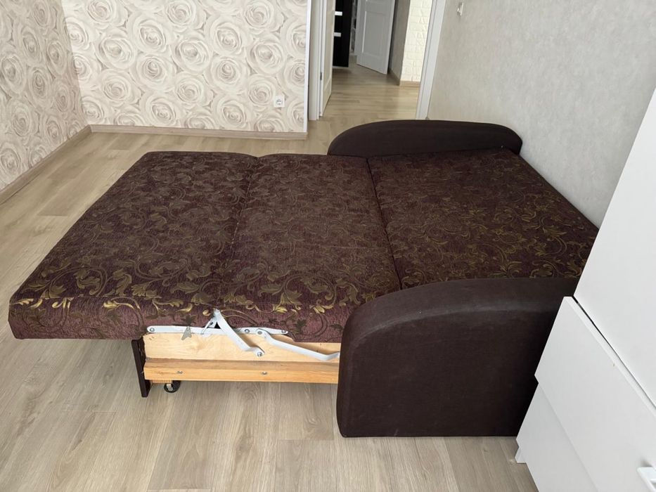 Продам диван малютка