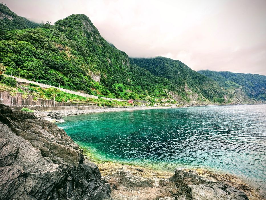 UNIKAT pierwsza linia brzegowa. Działka nad morzem/oceanem - Madera.