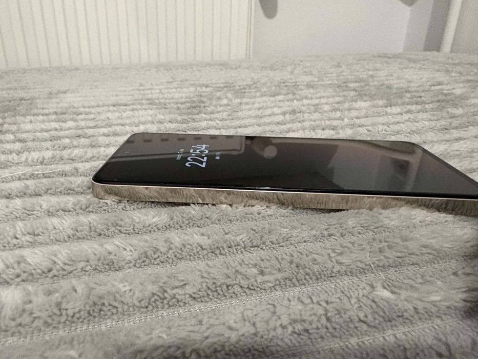 Realme 12+ 5g  beżowy