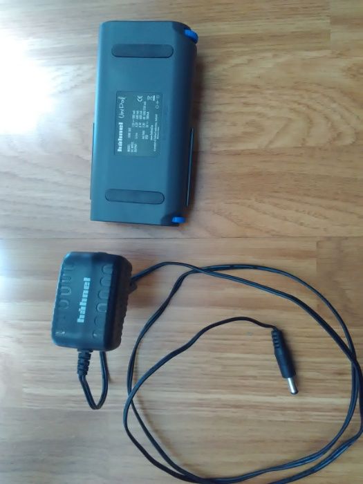 Carregador de pilhas e baterias