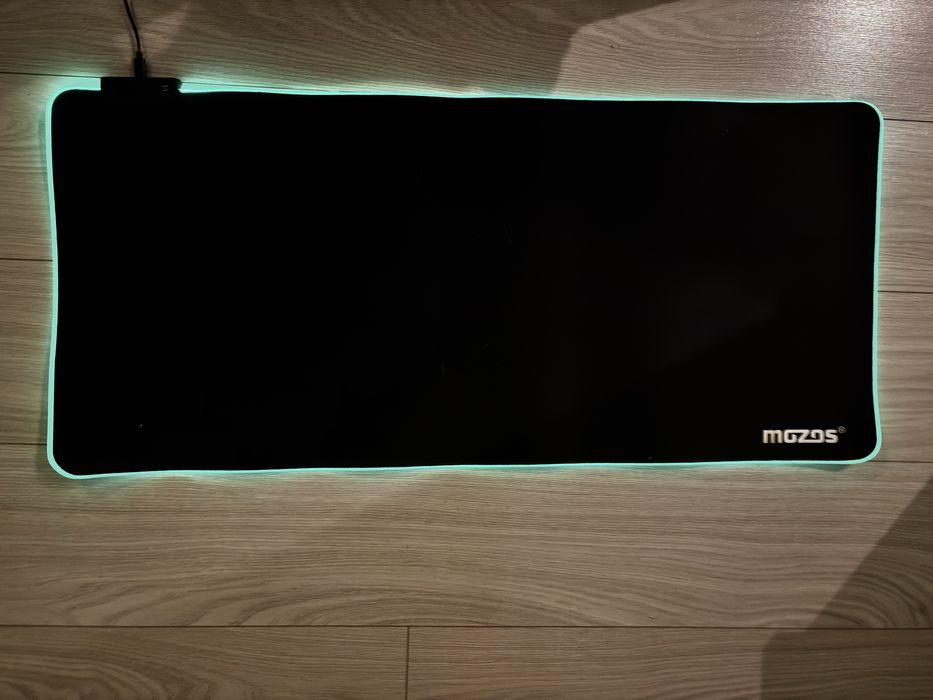 Podkładka pod myszkę MOZOS czarna RGB