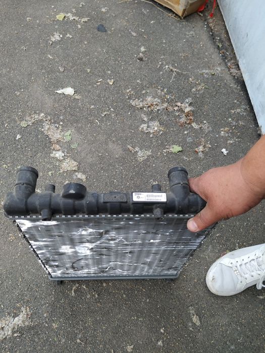 Радиатор охлаждения двигателя 6N0121253K VAG