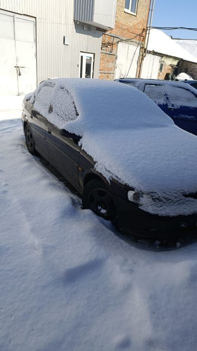 Опель вектра б 2.2 бензин