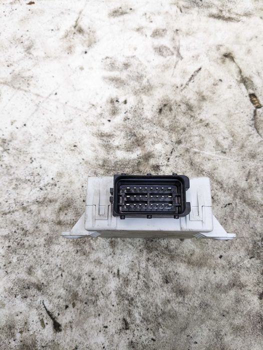 Toyota Avensis T25 Corolla Verso  Moduł Przekaźnik Wycieraczek