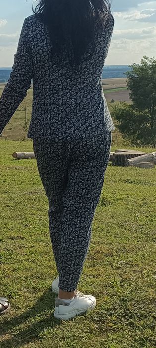 Брючний   костюм