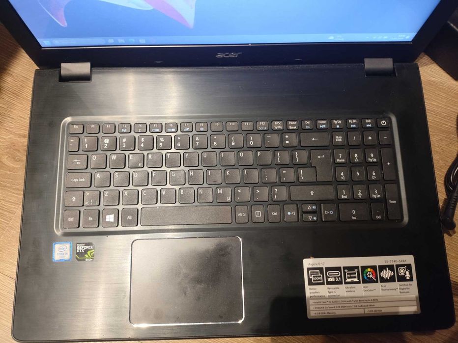 Acer E5-774g ekran 17,3" Intel I5 6200U 8GB RAM GTX950M 256GB SSD NVMe