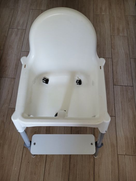 Krzesełko IKEA antilop z podnóżkiem