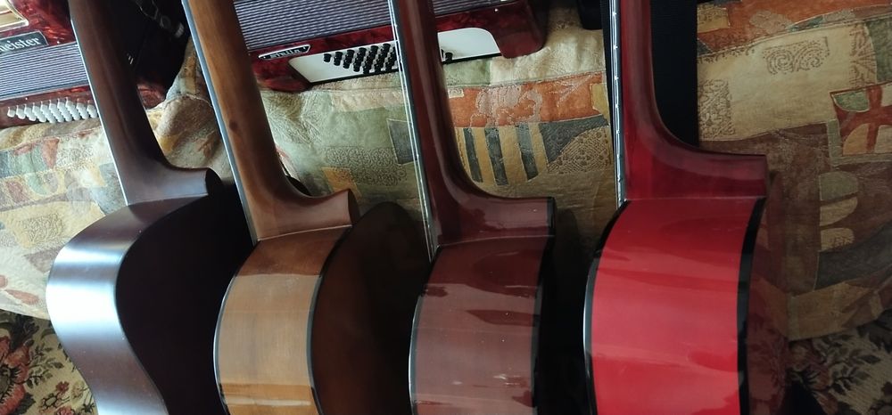 Красива класичнагітара Hohner HC 06.