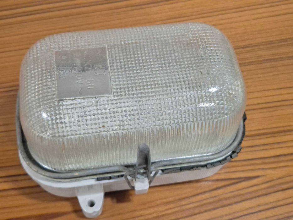 Lampa OPKZ-60 PRL