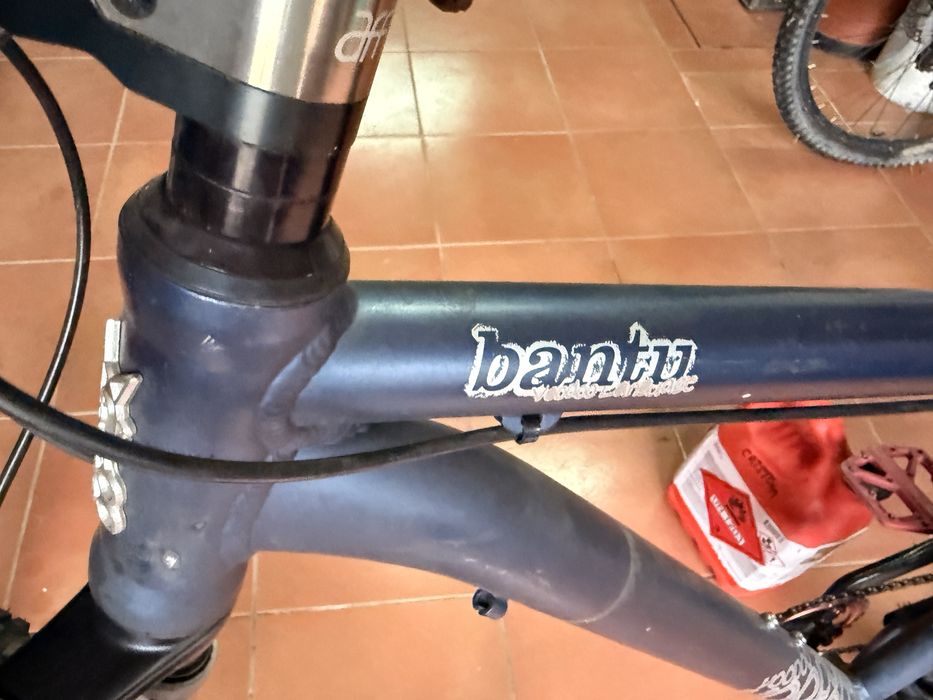 Bike - VooDoo Bantu (hardtail / suspensão dianteira)
