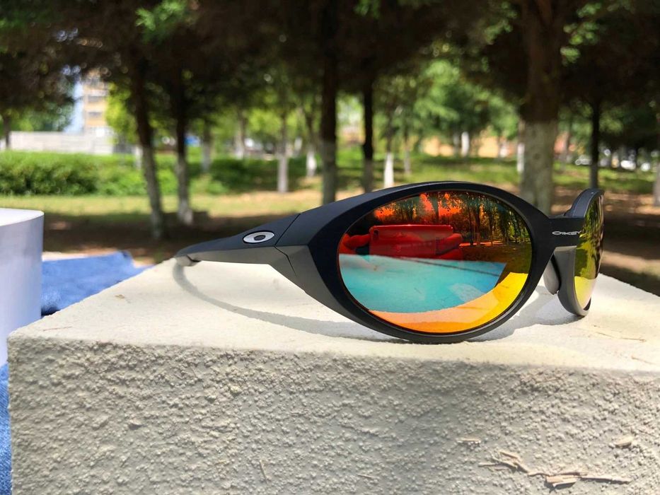Oakley Eye Jacket Redux Matte Black / Galaxy Ruby Polarized