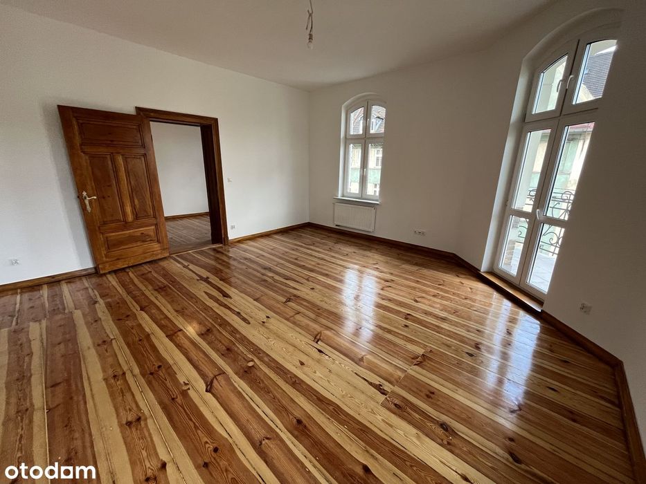 Wyremontowany apartament z tarasem w kamienicy z duszą,top lokalizacja