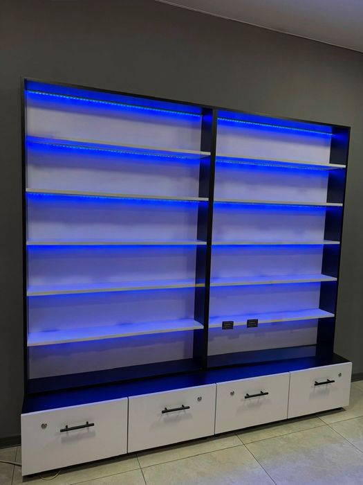 Меблі для магазину(Вітрина та барна стійка)