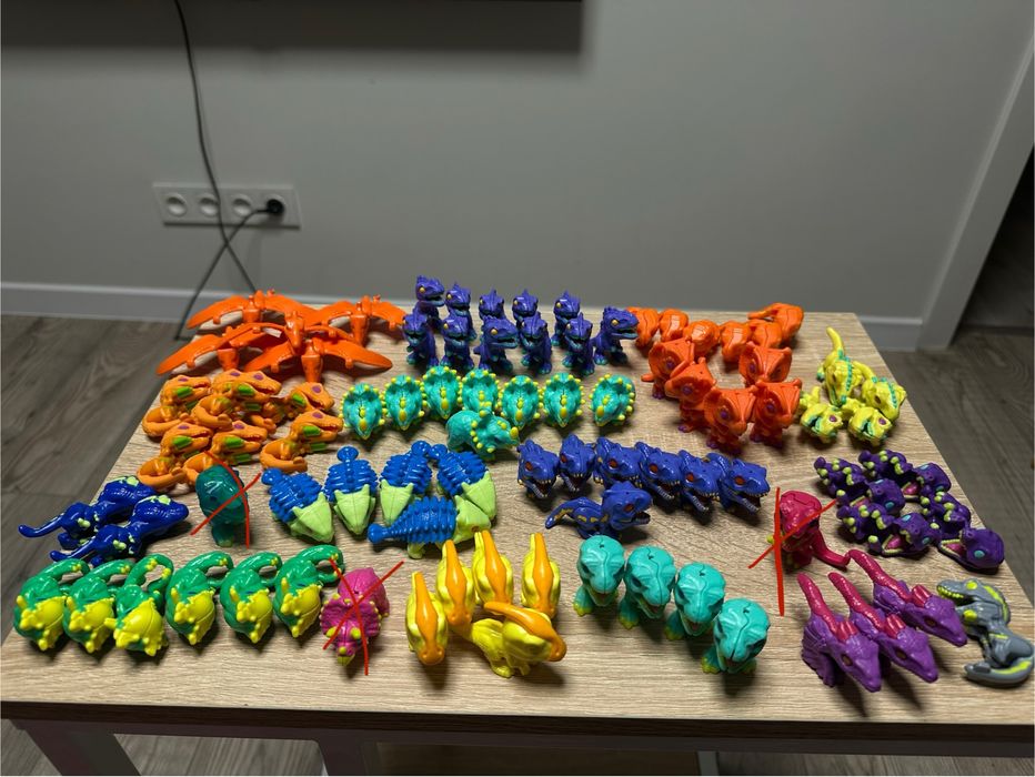 Kinder Joy Funko Pop Jurassic World / Фігурки кіндер джой динозаври