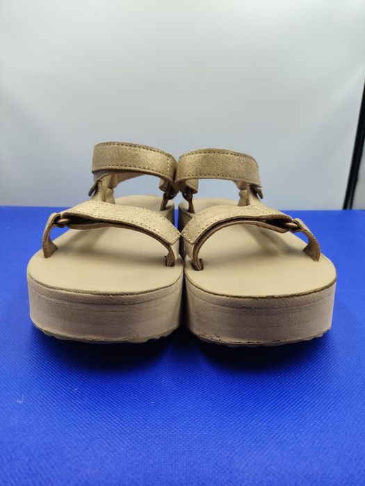 Босоніжки TEVA Flatform - 38 розмір. Оригінал