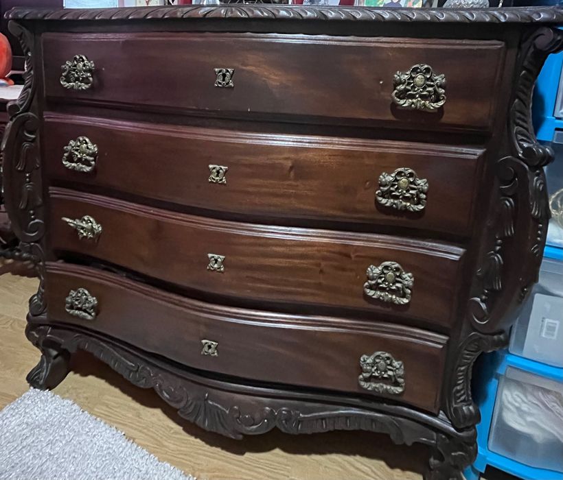 Cómoda de quarto vintage