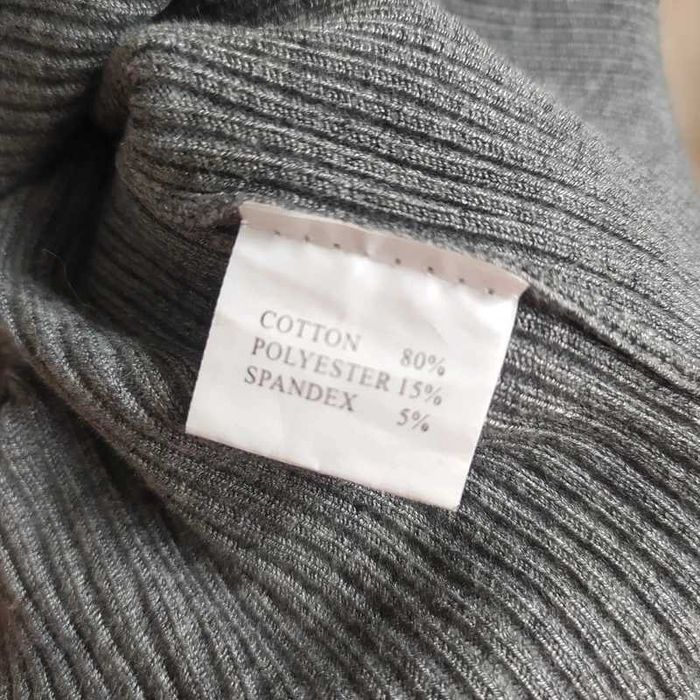 Sweter szary z odkrytymi ramionami XS do S