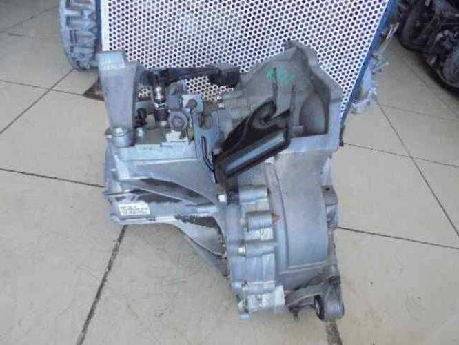 Caixa de velocidades Ford Focus    ref: 6M5R 7002 YC