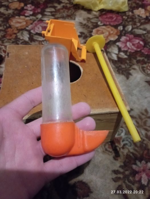 Продам аксесуари  для  папуг