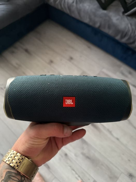 Glosnik przenosny jbl charger4