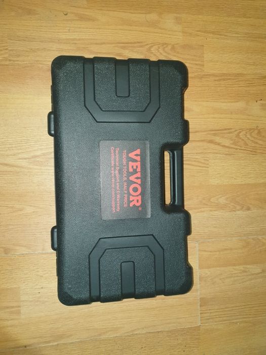 Podnośnik elektryczny nożycowy VEVOR