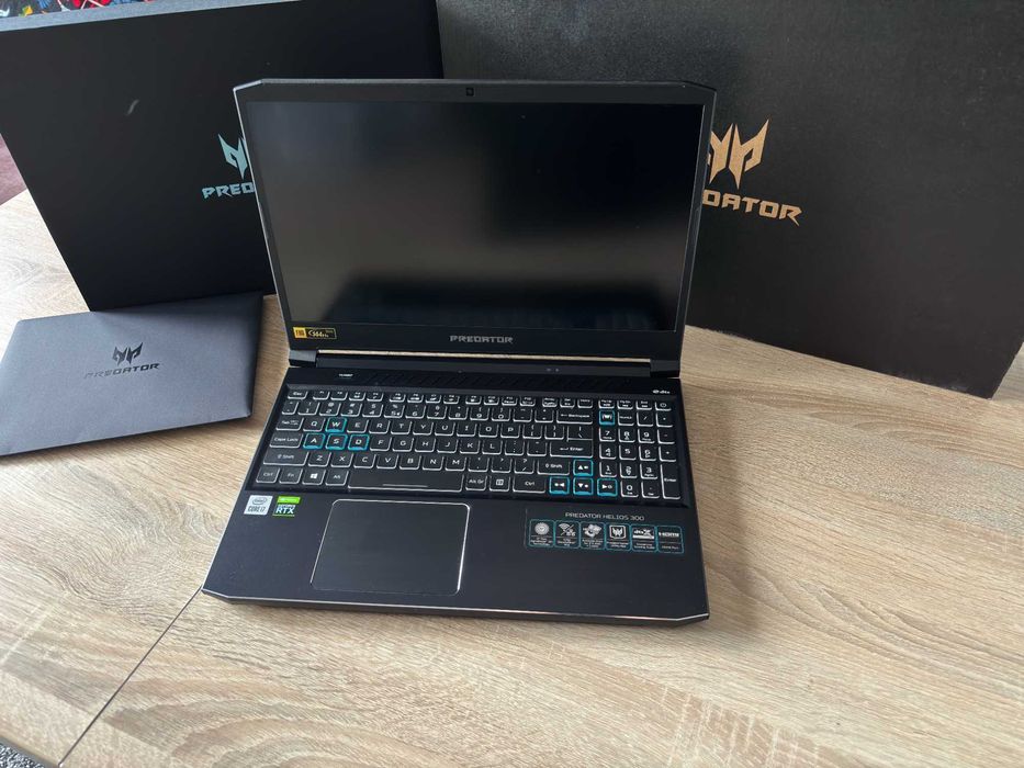 Laptop gamingowy Acer Predator Helios 300 – i7 / RTX 3080 / 32 GB RAM / 1 TB SSD / 144 Hz