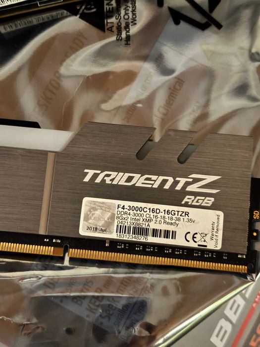 Zestaw - Procesor i5 10th, Płyta MSI B560m-a pro, RAM 16Gb DD4 + AC