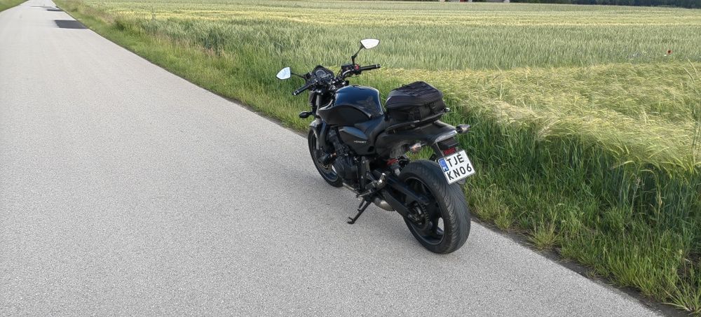 Honda hornet pc41