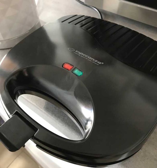 Opiekacz toster grill do kanapek i mięsa 3w1 nieprzywierający