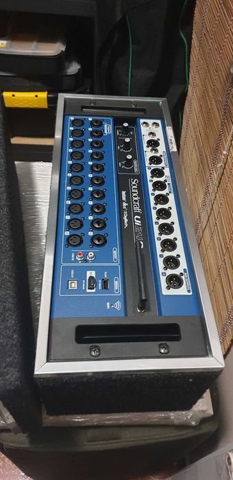 Soundcraft ui24r