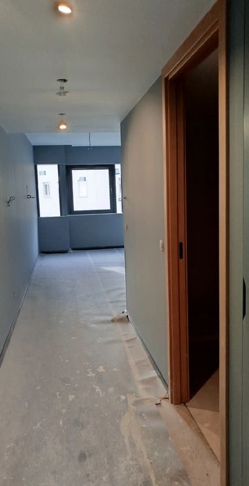 Acabamento de alto padrão. Pintura e Barramento