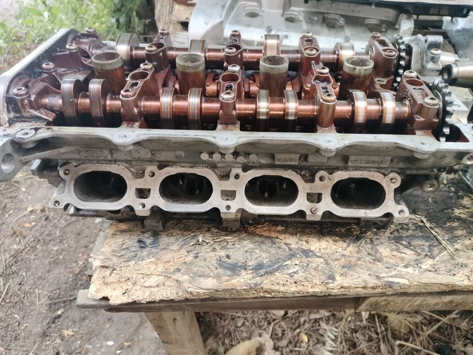 ГБЦ головка блоку AUDI A8 D3 4.2 077103373an  BFM V6