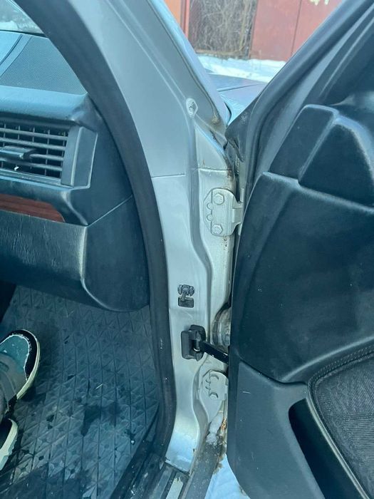 Mercedes-Benz E-Class 1994