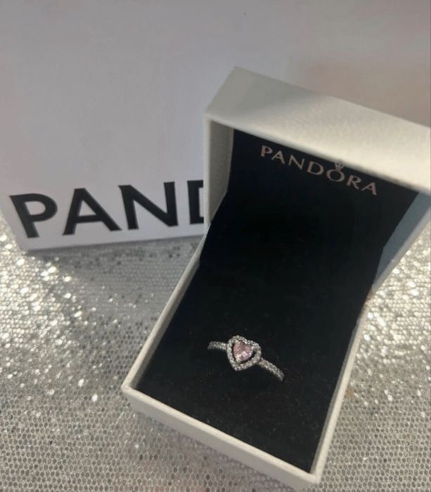 Pierścionek Pandora serce