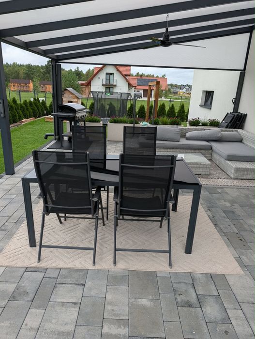 Zestaw ogrodowy krzesla plus stol