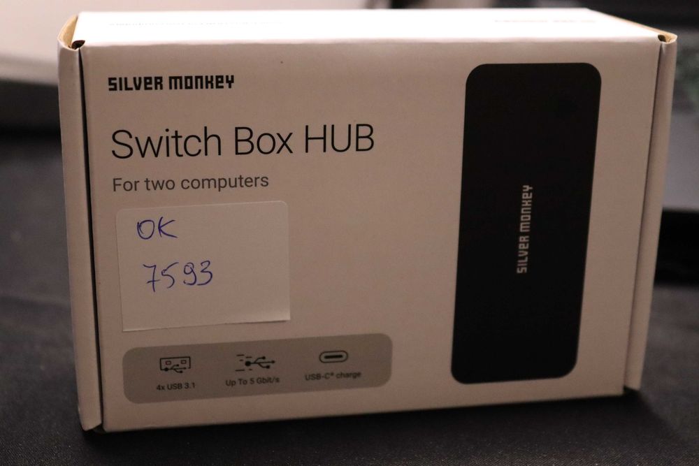 Silver Monkey Switch Box HUB 4 x USB 3.1 + USB-C (DC) (na 2 komputery) (7593)