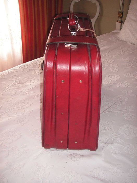 Mala Viagem Vintage em Pele com Chave