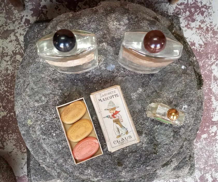 Antigas caixas perfumes sabonetes publicitários Ach. Brito e Claus