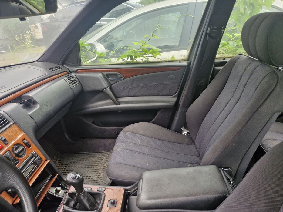 Руль мерседес 211 MERCEDES W211 бампер кермо 210