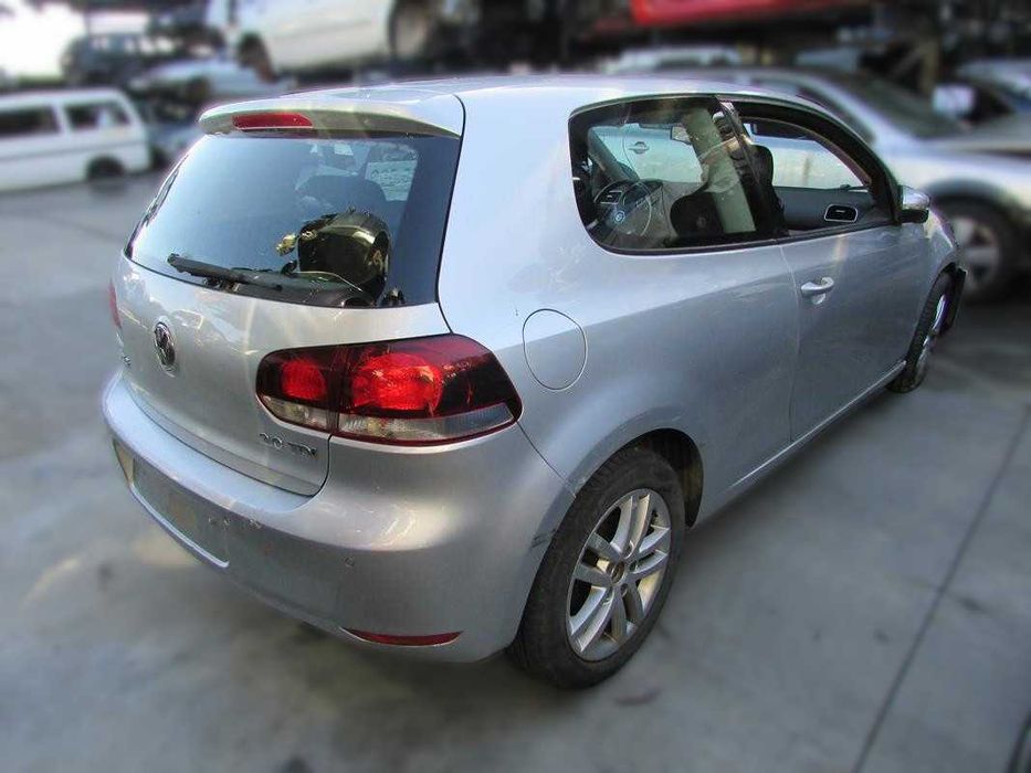 Volkswagen Golf VI 2.0TDI de 2008 - Peças Usadas
