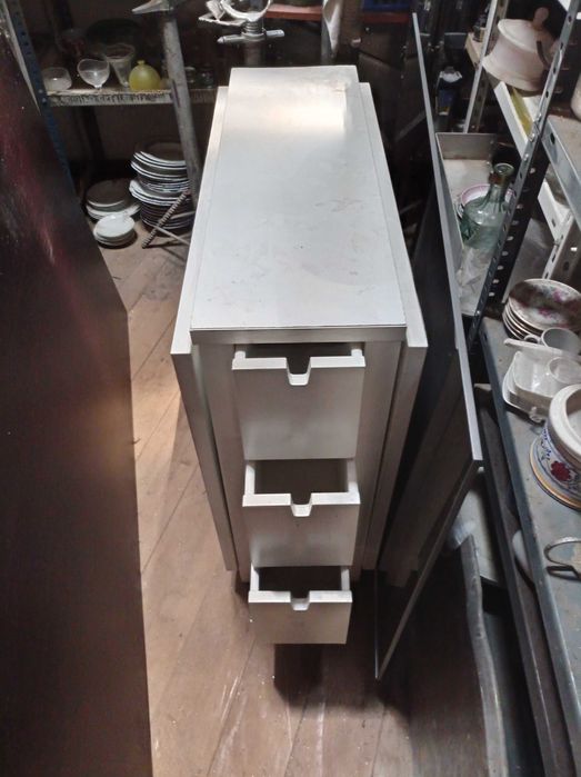 Mesa cozinnha com 6 gavetas bom esado aberta 1,50x80