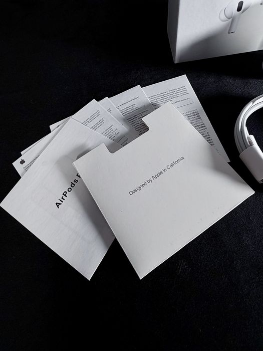 AirPods Pro com Cancelamento de Ruído